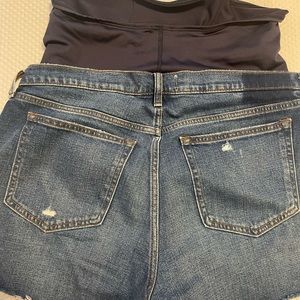 Abercrombie maternity mom short